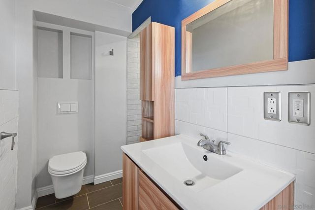 2748 30Th, San Diego, CA 92104