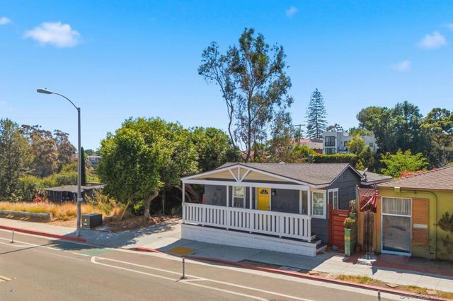 2748 30Th, San Diego, CA 92104
