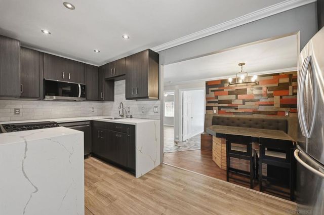2748 30Th, San Diego, CA 92104