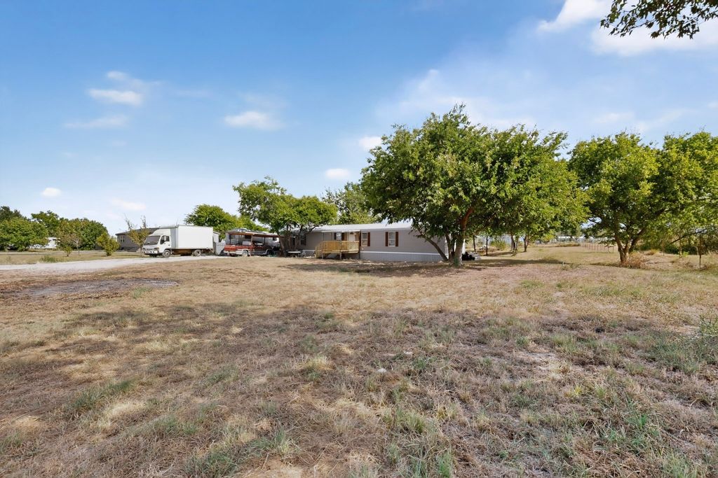 8108 Gray Mist Court, Alvarado, TX 76009 — photo 2
