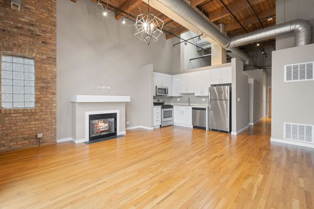 1918 S Michigan Avenue 403, Chicago, IL 60616
