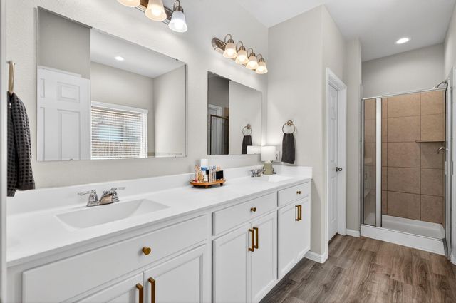 2121 Cedar Way Dr, Conroe, TX 77301