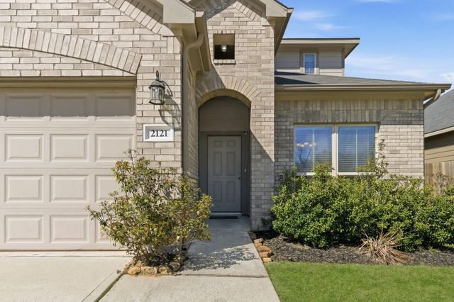 2121 Cedar Way Dr, Conroe, TX 77301