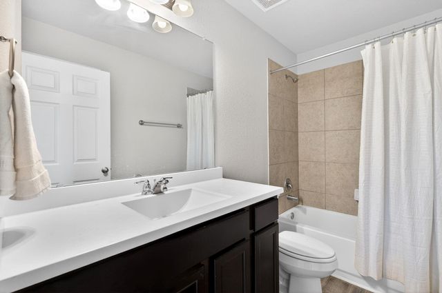 2121 Cedar Way Dr, Conroe, TX 77301