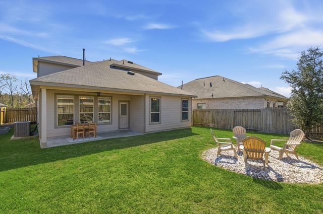 2121 Cedar Way Dr, Conroe, TX 77301