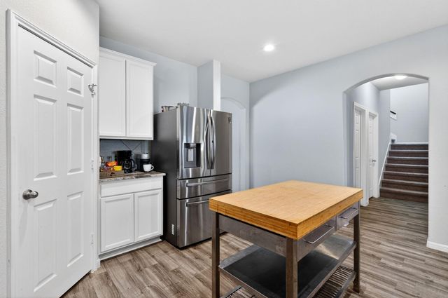 2121 Cedar Way Dr, Conroe, TX 77301