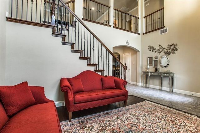 300 Rugby Lane, Mckinney, TX 75072