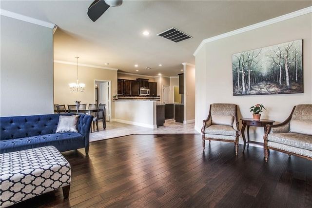300 Rugby Lane, Mckinney, TX 75072
