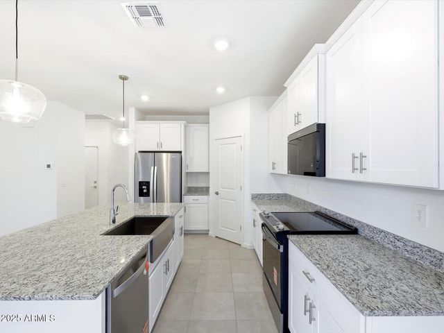 24622 W GROVE Street, Buckeye, AZ 85326