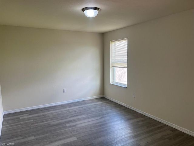 10329 Canal Brook LN, Lehigh Acres, FL 33936