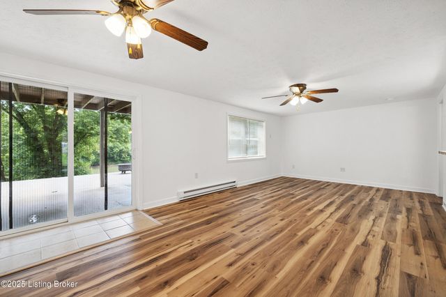 270 River Valley Rd, Frankfort, KY 40601