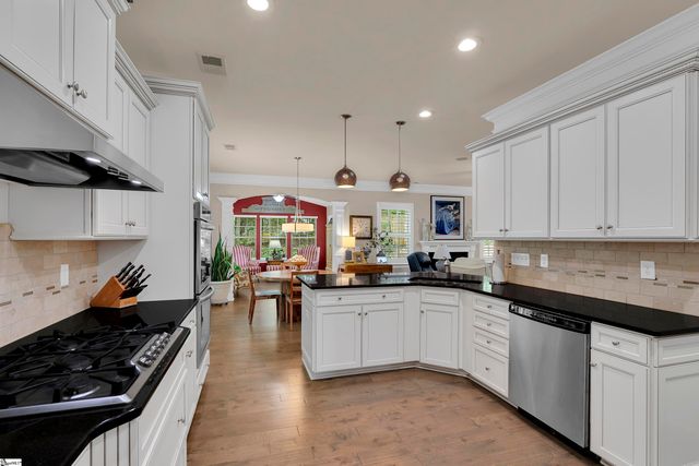 3 Morton Grove Lane, Simpsonville, SC 29681