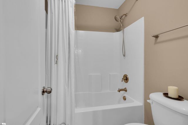 3 Morton Grove Lane, Simpsonville, SC 29681