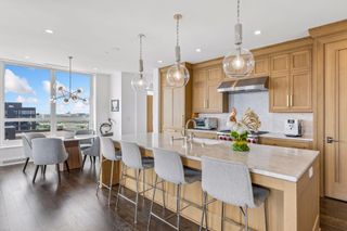 1111 W River Parkway 18D, Minneapolis, MN 55415