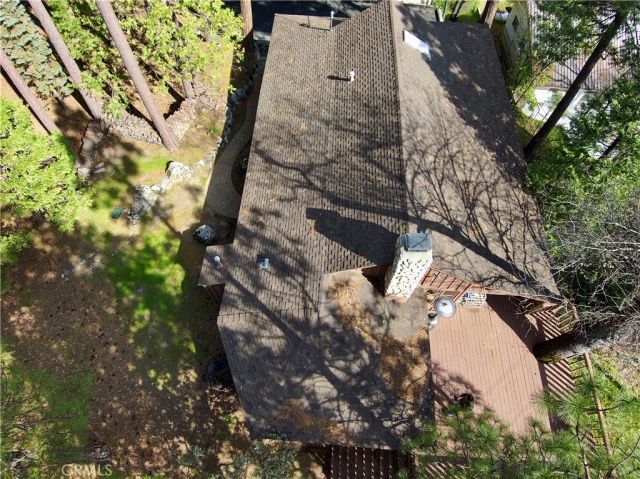 39121 Lake Drive, Bass Lake, CA 93604