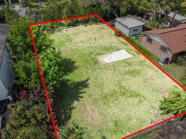 7406 BAY DRIVE, Tampa, FL 33635