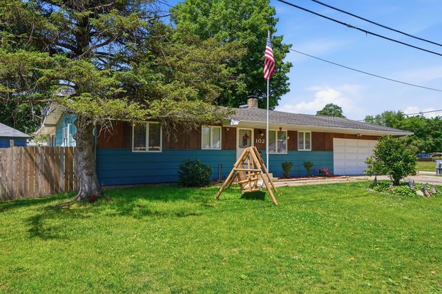 102 S Wendell Avenue, Hartford, MI 49057