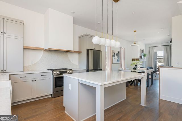 2347 Hosea L WIlliams Drive 11, Atlanta, GA 30317