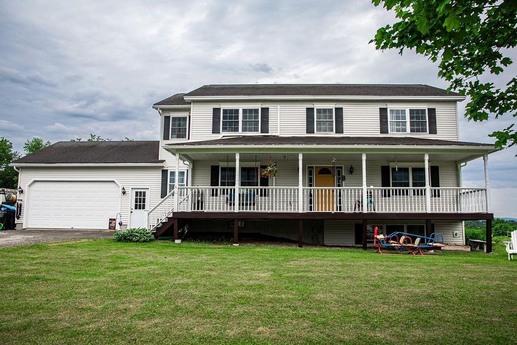 42 Old Academy Street, Fairfax, VT 05454