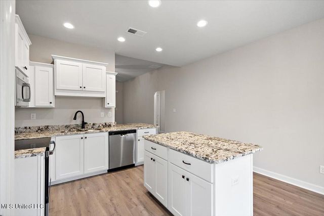 6510 Benjamin Cove, Walls, MS 38680