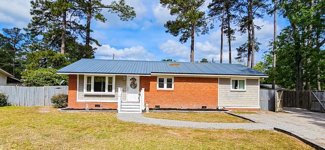 718 Azalea, Walterboro, SC 29488