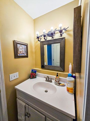 718 Azalea, Walterboro, SC 29488