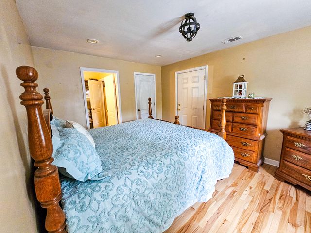 718 Azalea, Walterboro, SC 29488