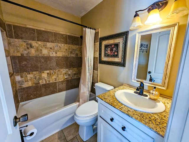 718 Azalea, Walterboro, SC 29488
