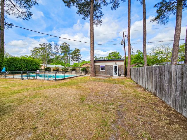 718 Azalea, Walterboro, SC 29488