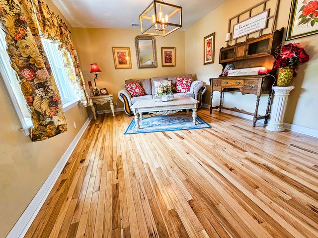 718 Azalea, Walterboro, SC 29488
