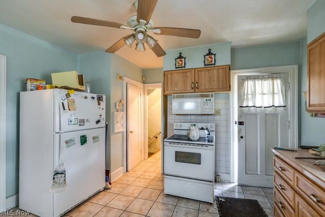 333 Trigonia Drive, Akron, OH 44302