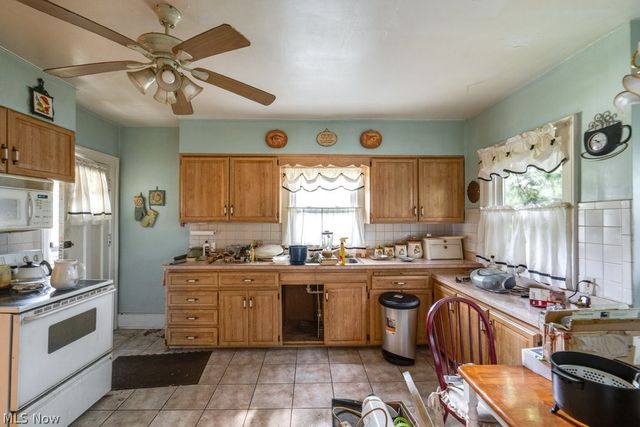 333 Trigonia Drive, Akron, OH 44302