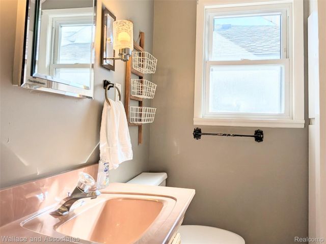 2712 Military Street, Port Huron, MI 48060