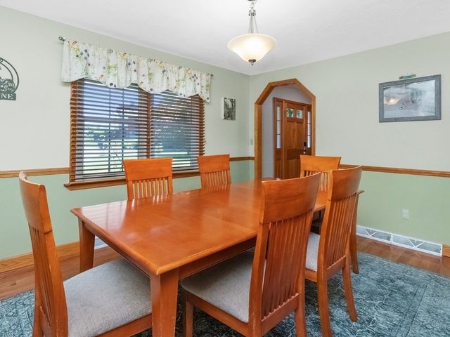 137 Harrington Road, Waltham, MA 02452