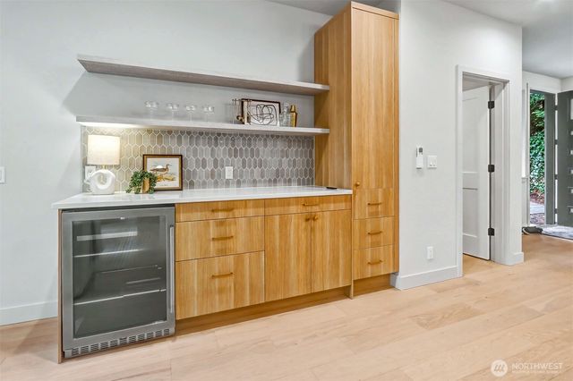 11219 NE 95th Street, Kirkland, WA 98033