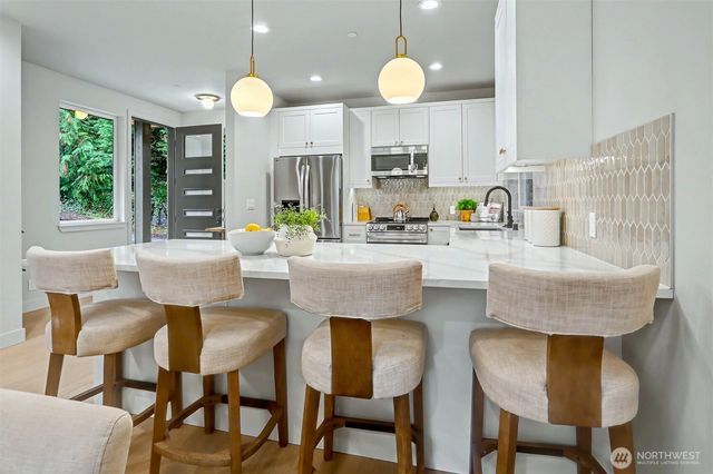11219 NE 95th Street, Kirkland, WA 98033