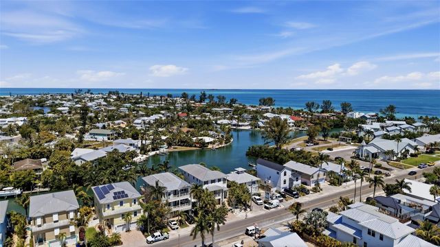 418 PINE AVENUE, Anna Maria, FL 34216