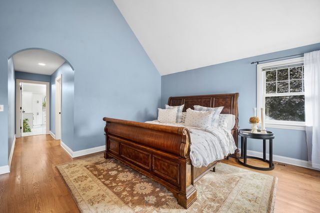629 West Lane, Geneva, IL 60134