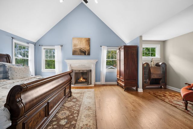 629 West Lane, Geneva, IL 60134
