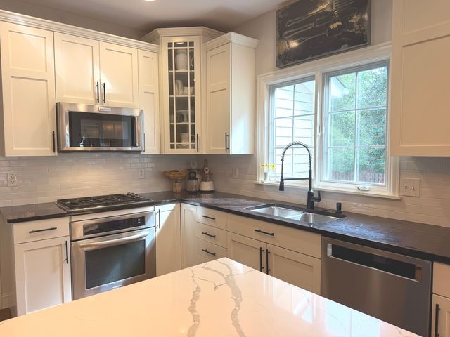 629 West Lane, Geneva, IL 60134