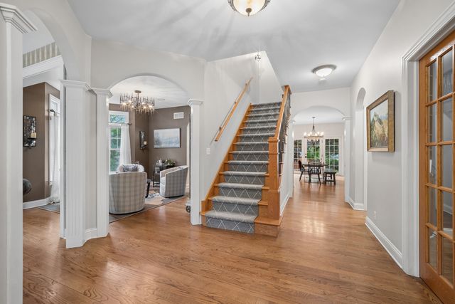 629 West Lane, Geneva, IL 60134
