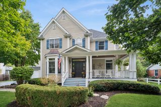 629 West Lane, Geneva, IL 60134