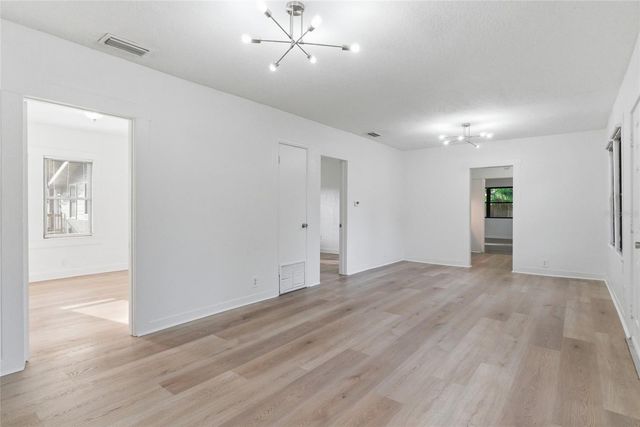 2206 PAGE AVENUE, Orlando, FL 32806