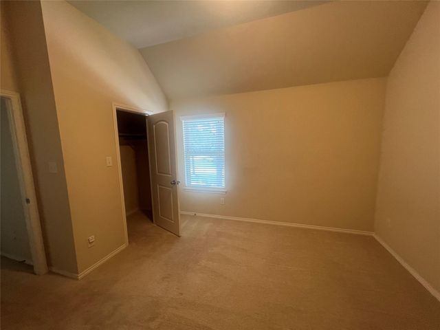 2911 Meadows Pond Lane, Pearland, TX 77584