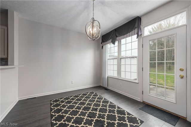 33136 Fairport Drive, Avon Lake, OH 44012