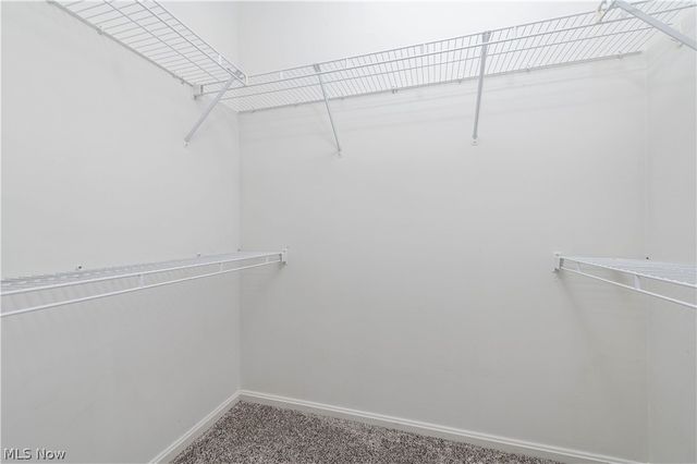 33136 Fairport Drive, Avon Lake, OH 44012