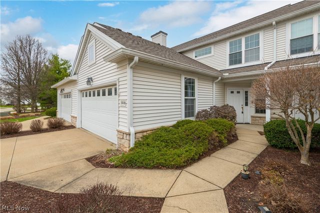 33136 Fairport Drive, Avon Lake, OH 44012