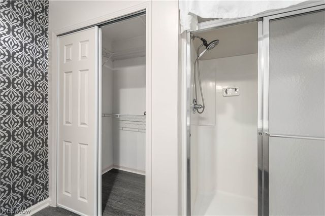 33136 Fairport Drive, Avon Lake, OH 44012