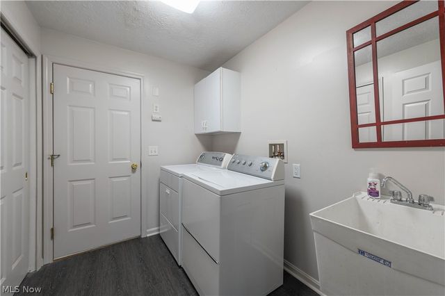 33136 Fairport Drive, Avon Lake, OH 44012