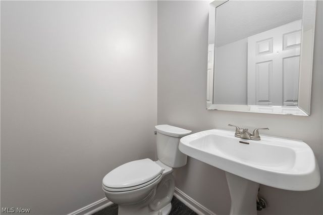 33136 Fairport Drive, Avon Lake, OH 44012